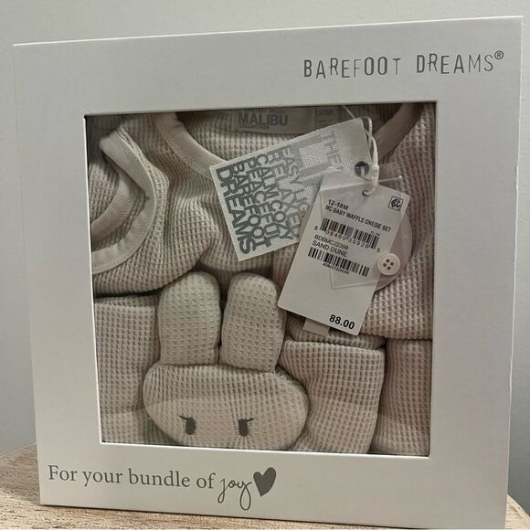 Barefoot Dreams Baby Waffle Onesie 3 Piece Set, Sand Dune Cream Sz 12-18 Mos NIB - Picture 5 of 10
